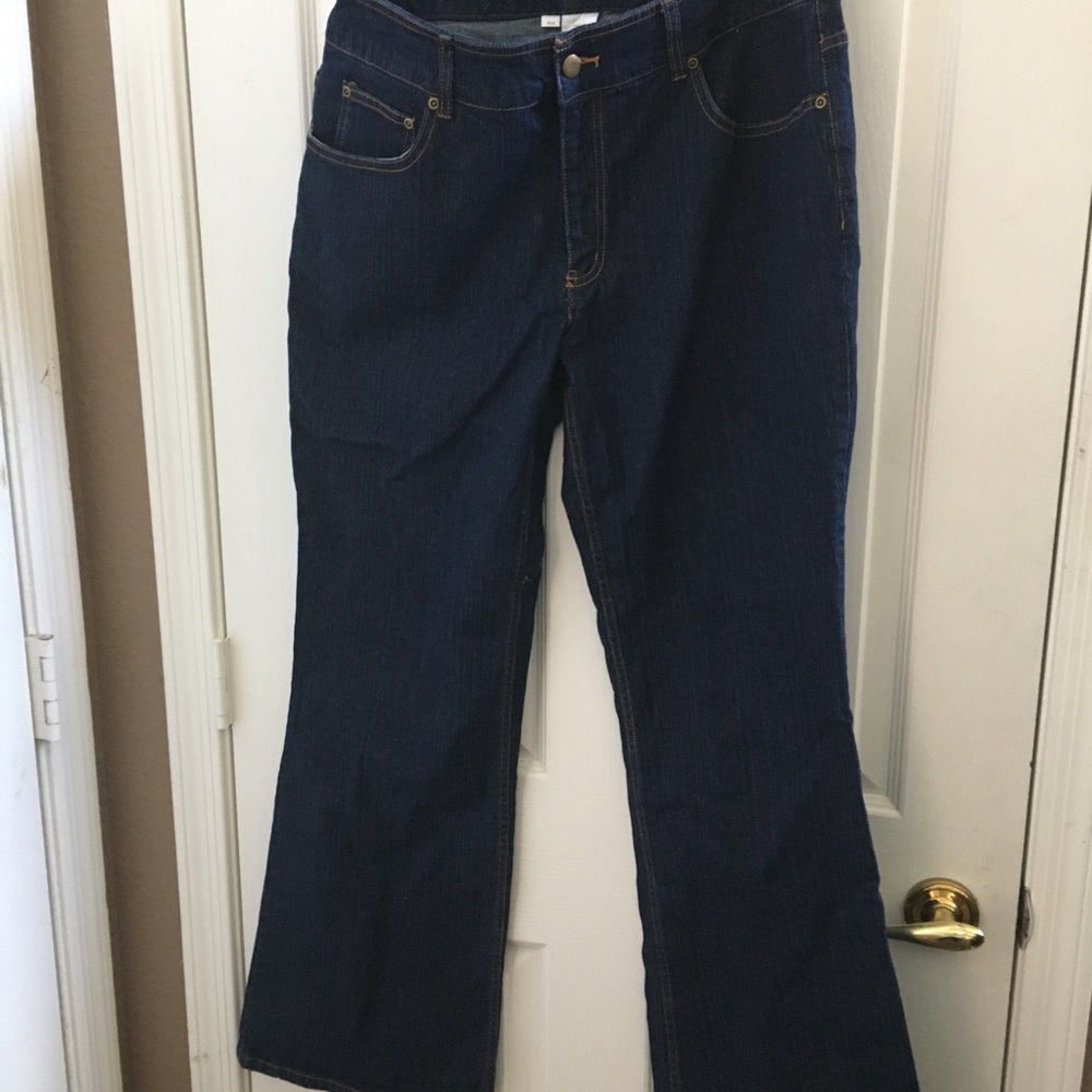 FINAL MARKDOWN Ladies Monroe and main jeans 16
